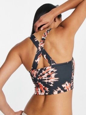 Nike Resort Tie Dye Cropped Training Tank top medium women bra cross back shirt